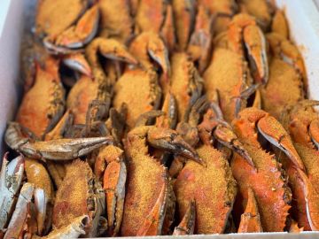 Build Your Own Seafood Box - Chesapeake Crab Bundle